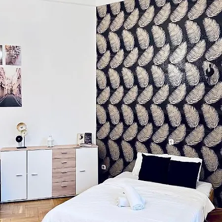 Apartament Ulloi - Unique Style Near Corvin Budapesta